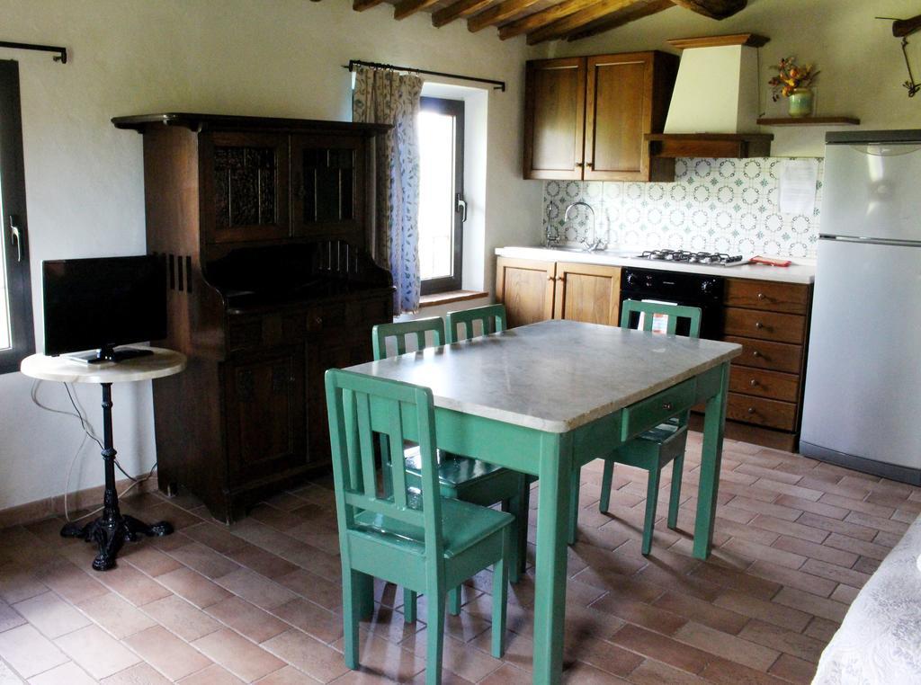 Agriturismo La Grotta Di Montecchino Siena Eksteriør billede