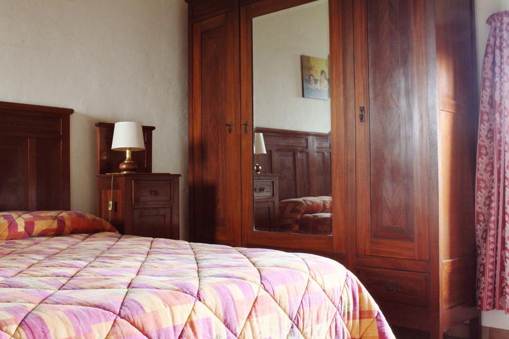Agriturismo La Grotta Di Montecchino Siena Eksteriør billede