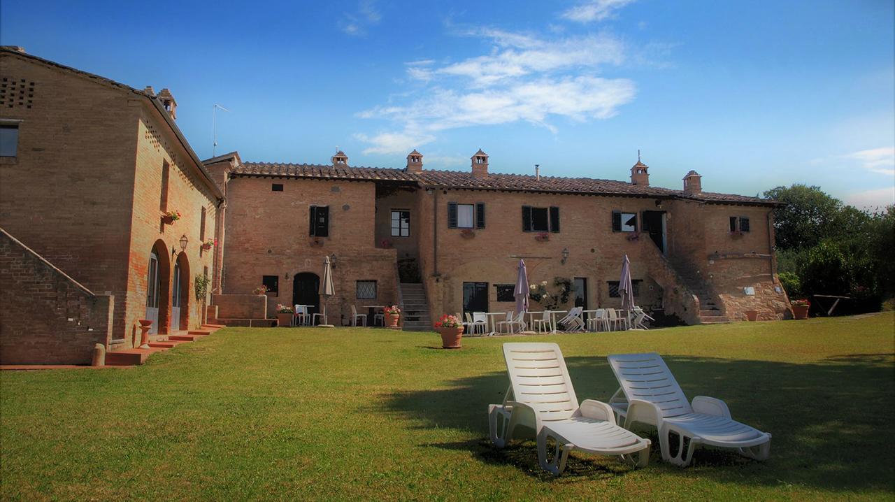 Agriturismo La Grotta Di Montecchino Siena Eksteriør billede