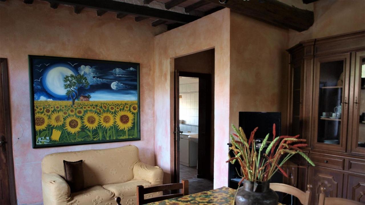 Agriturismo La Grotta Di Montecchino Siena Eksteriør billede