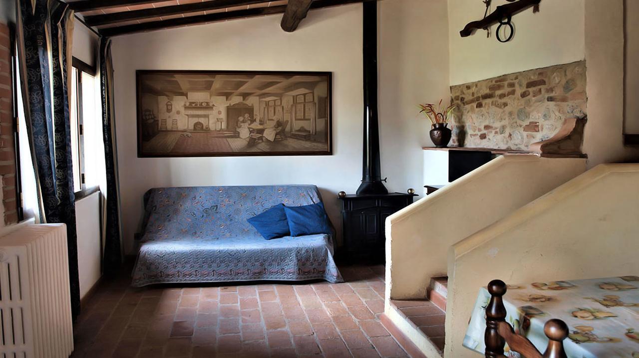 Agriturismo La Grotta Di Montecchino Siena Eksteriør billede