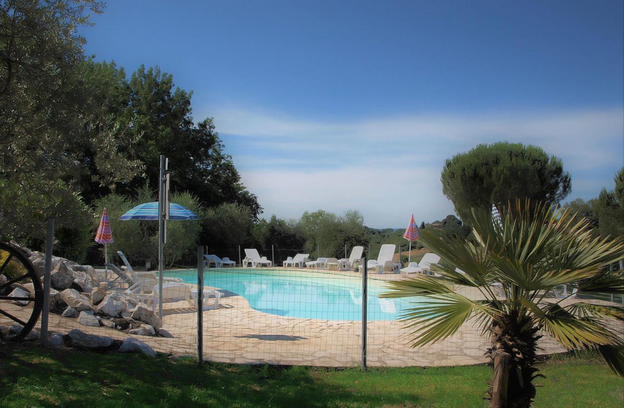 Agriturismo La Grotta Di Montecchino Siena Eksteriør billede