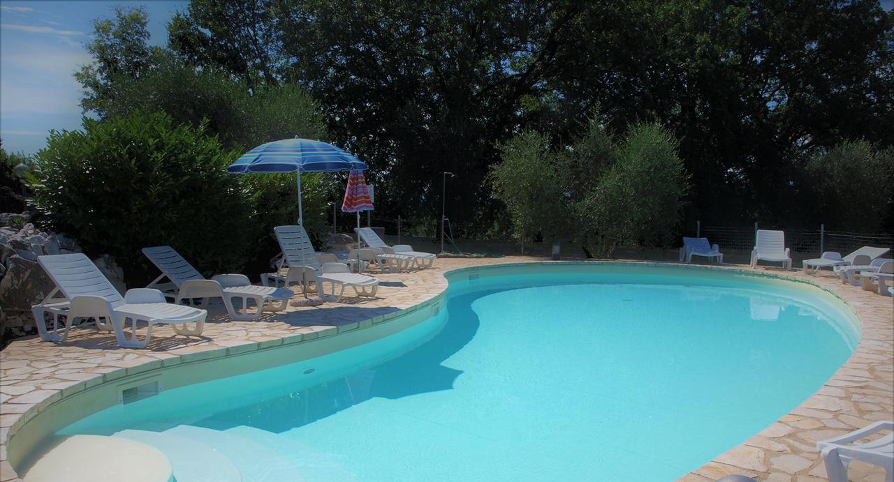 Agriturismo La Grotta Di Montecchino Siena Eksteriør billede